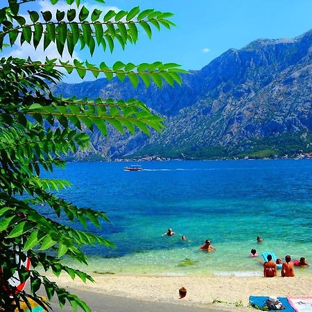 Blue Bay 2 Bedroom Apartment Prčanj المظهر الخارجي الصورة