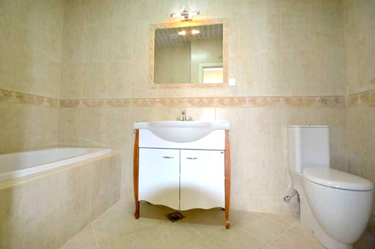 Blue Bay 2 Bedroom Apartment Prčanj المظهر الخارجي الصورة